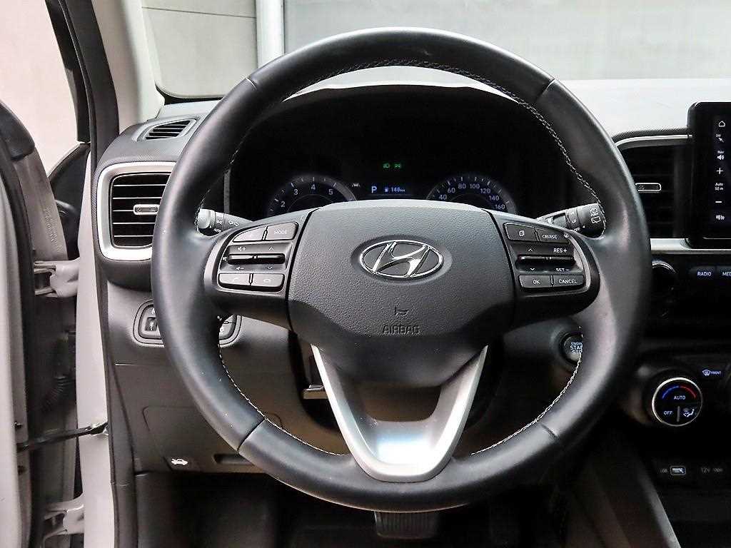 HYUNDAI Venue - Vista 9