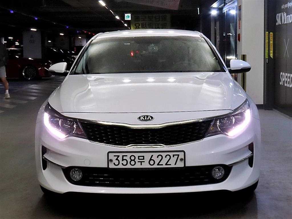 KIA K5 - Vista 2