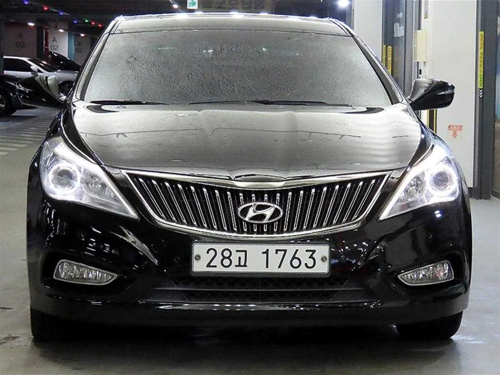HYUNDAI Grandeur - Vista 2