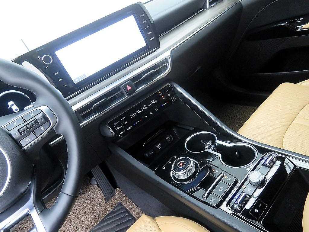 KIA K5 - Vista 11