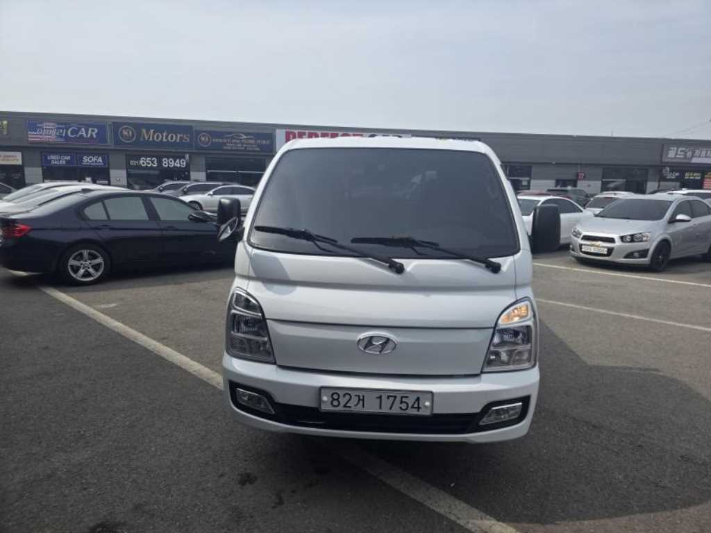 Small Truck Cargo (small) - Vista 2