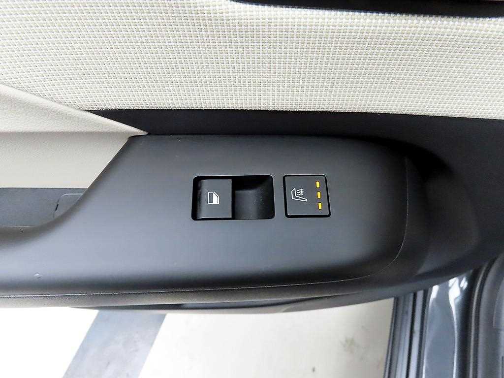 HYUNDAI Kona - Vista 11