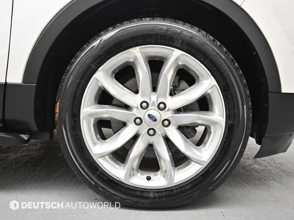 Ford Explorer - Vista 5