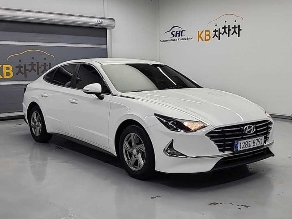 HYUNDAI Sonata - Vista 4