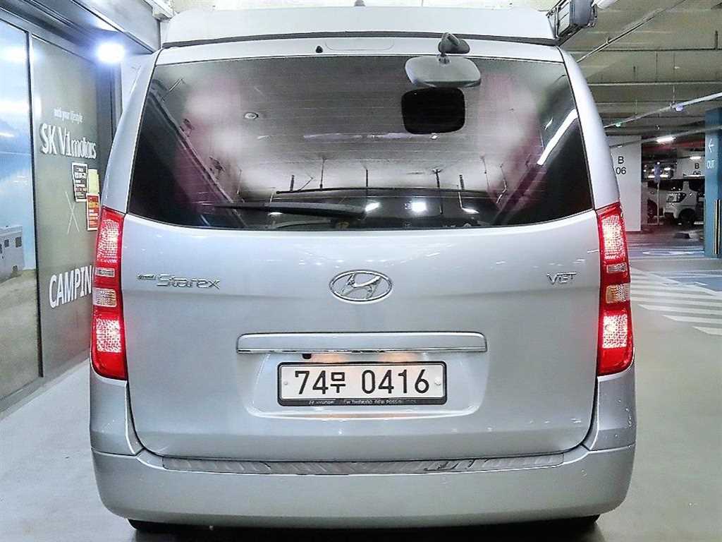HYUNDAI Starex - Vista 5