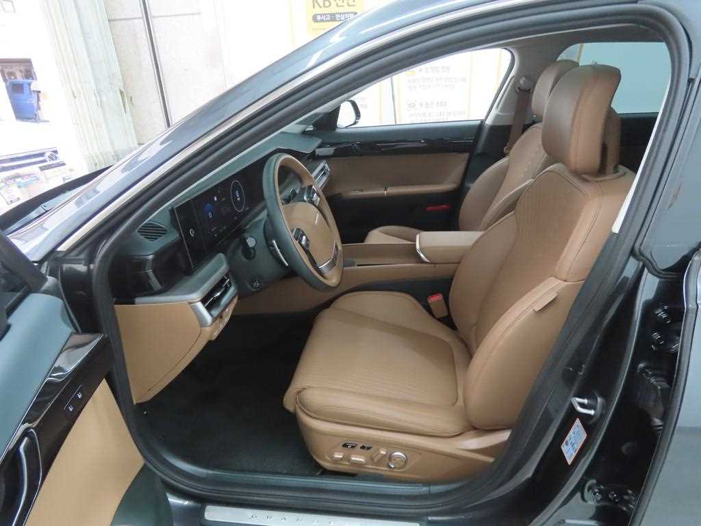 HYUNDAI Grandeur - Vista 5