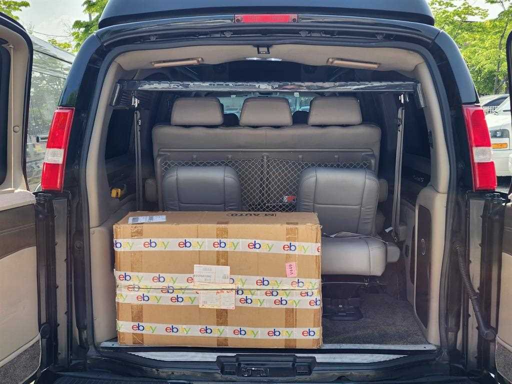 Chevrolet Express van 2018 Negro - Importación desde Corea - HF Imports Iquique - Foto 18