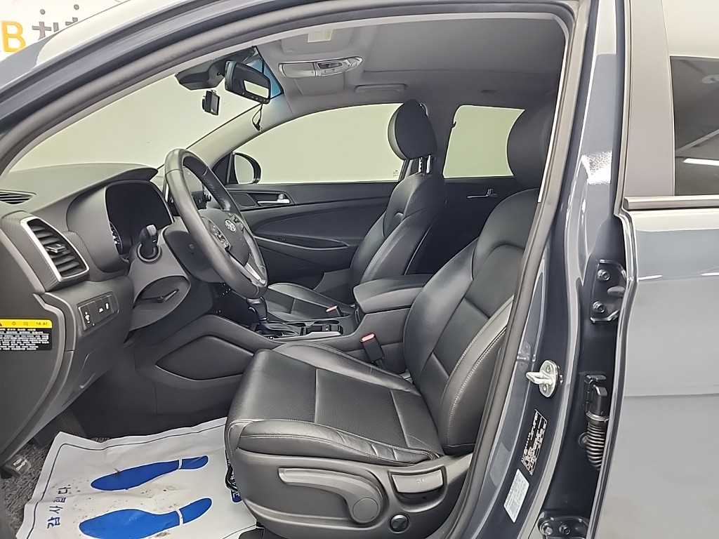 HYUNDAI Tucson - Vista 11
