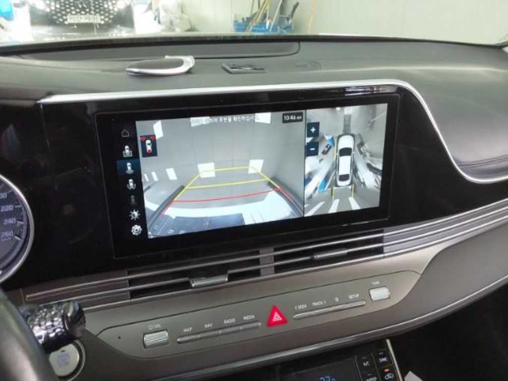 HYUNDAI Grandeur - Vista 7