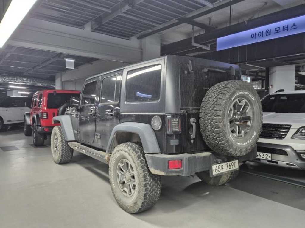Jeep Wrangler - Vista 2