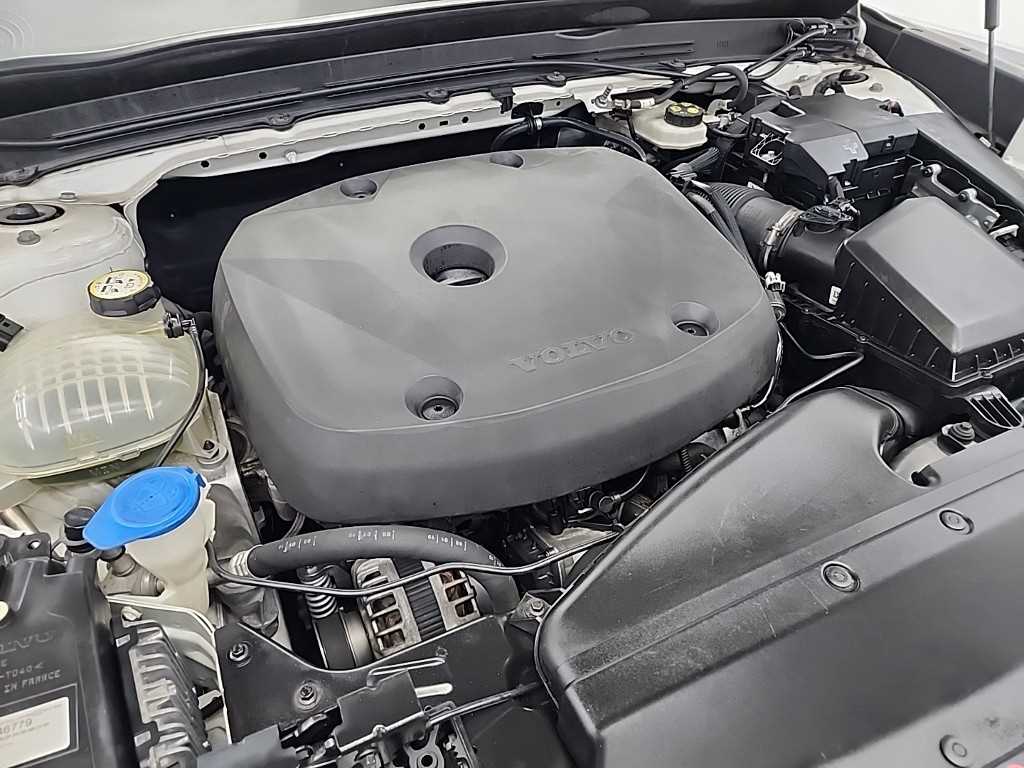 Volvo XC40 - Vista 5