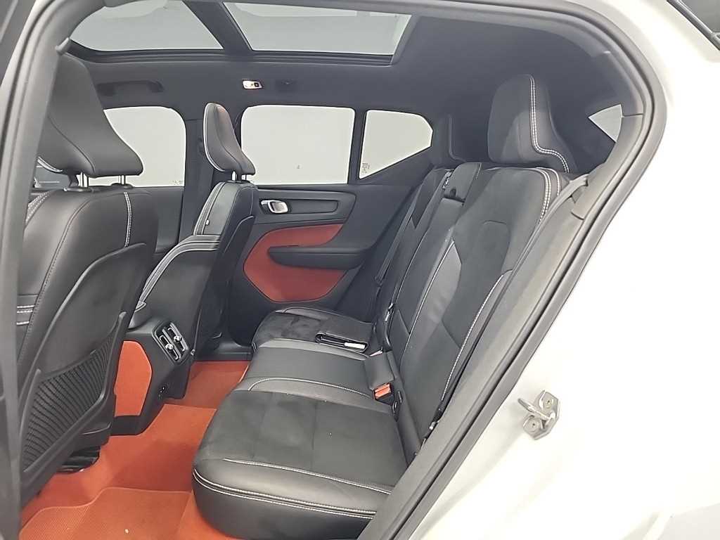 Volvo XC40 - Vista 12