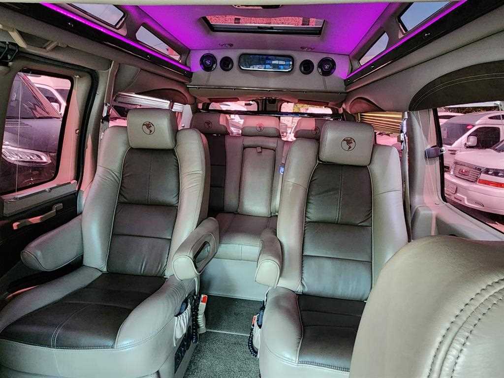 Chevrolet Express van 2018 Negro - Importación desde Corea - HF Imports Iquique - Foto 13
