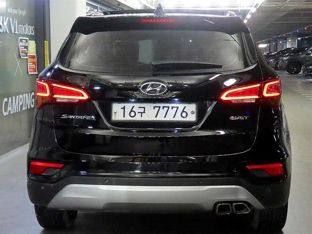 HYUNDAI Santa Fe - Vista 5