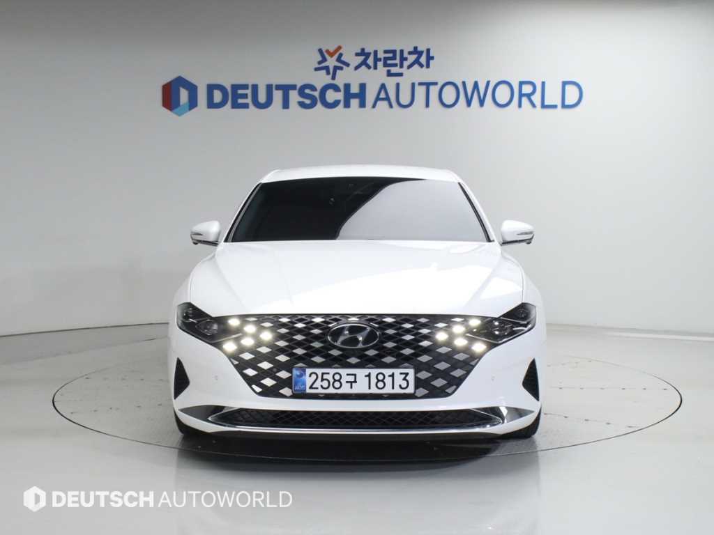 HYUNDAI Grandeur - Vista 4