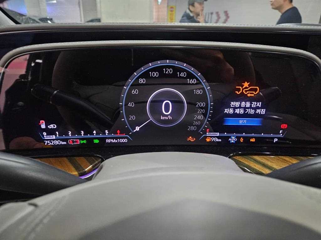 Cadillac Escalade 2022 Negro - Importación desde Corea - HF Imports Iquique - Foto 13