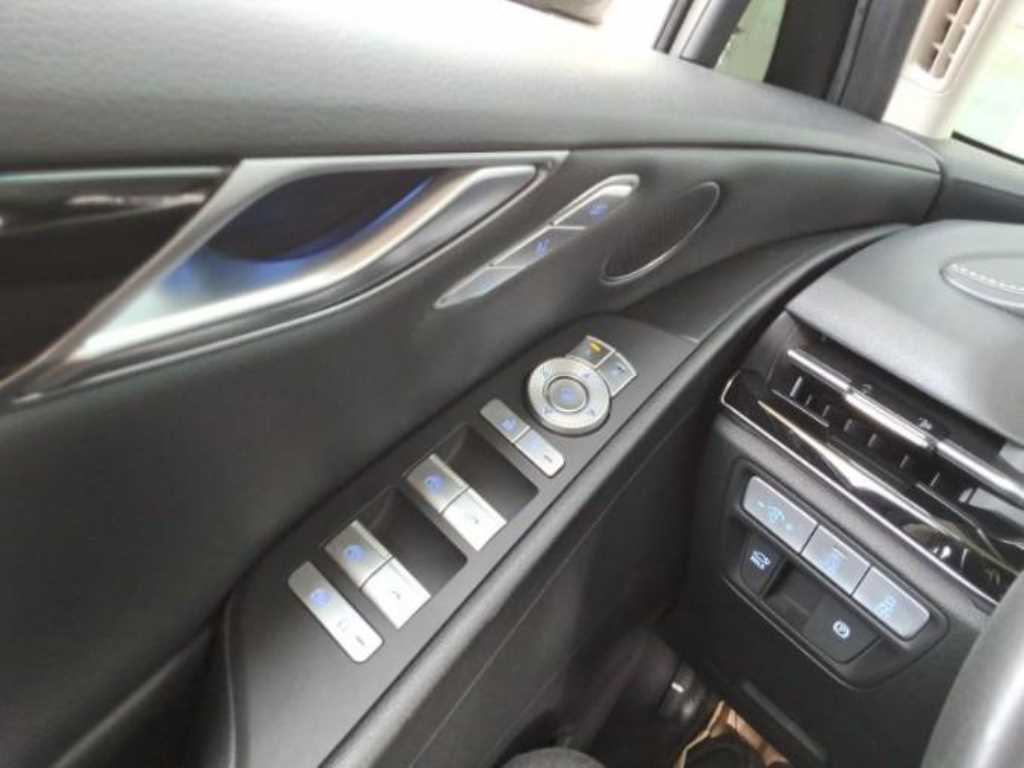 Genesis G80 - Vista 3