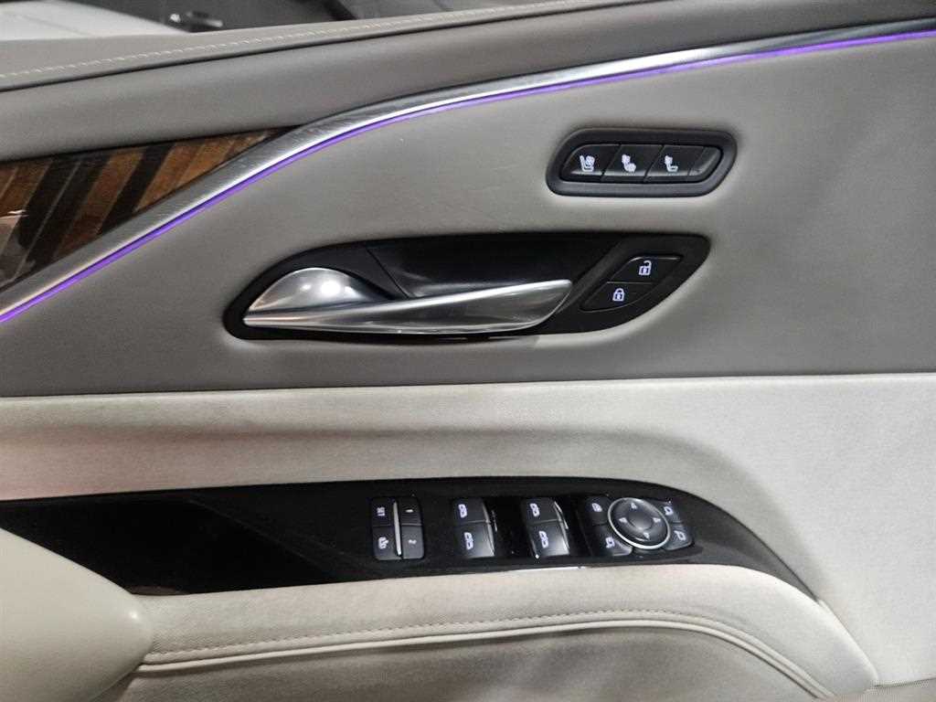 Cadillac Escalade - Vista 11