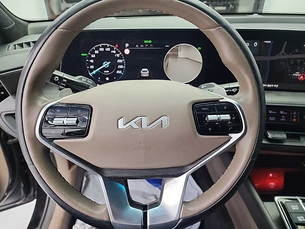 KIA K8 - Vista 9
