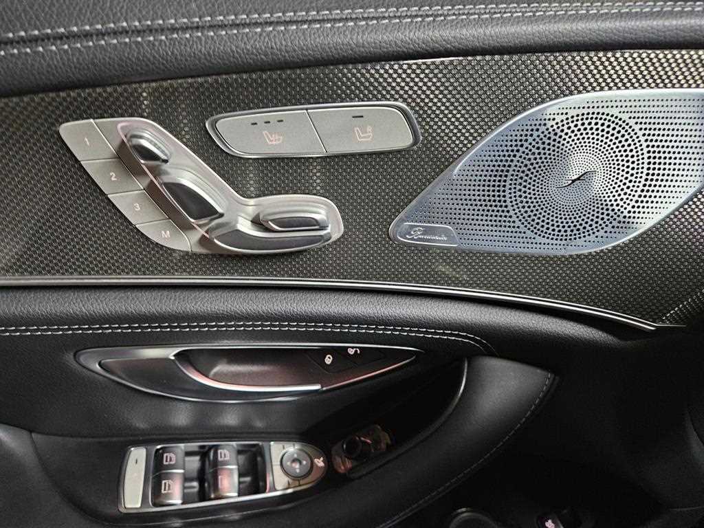 Mercedes Benz CLS Class - Vista 9