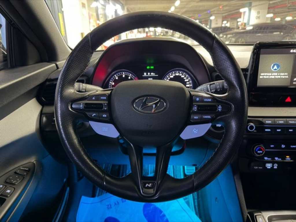 HYUNDAI Veloster - Vista 8