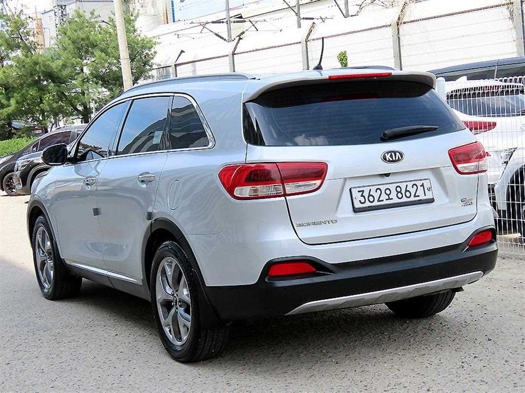 KIA Sorento - Vista 3