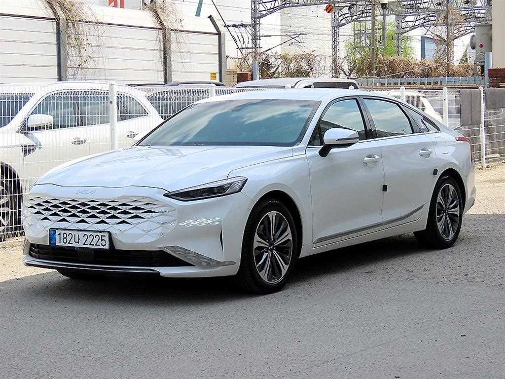 KIA K8 - Vista 2