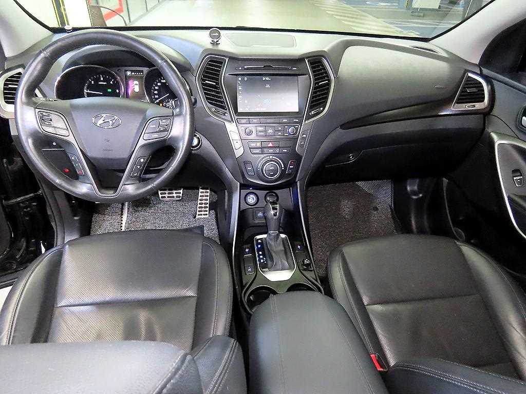 HYUNDAI Santa Fe - Vista 10