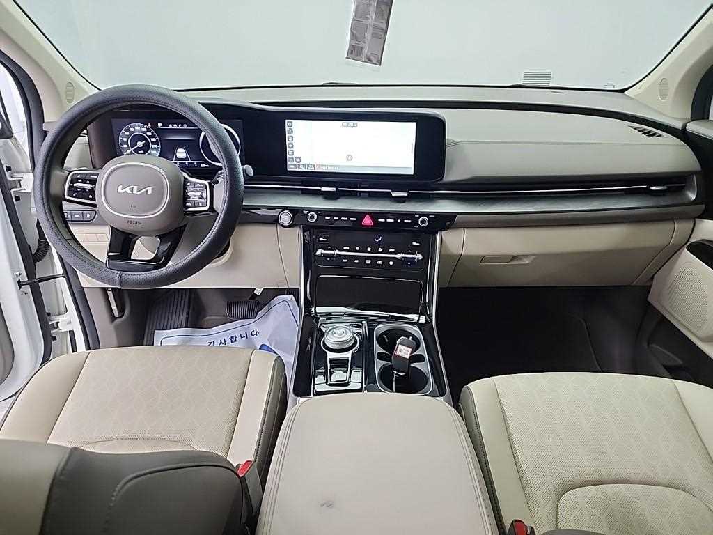 KIA Carnival - Vista 7