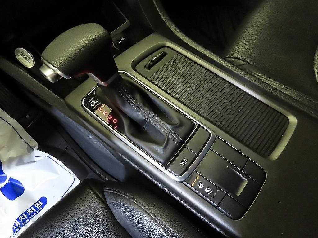 KIA K5 - Vista 12