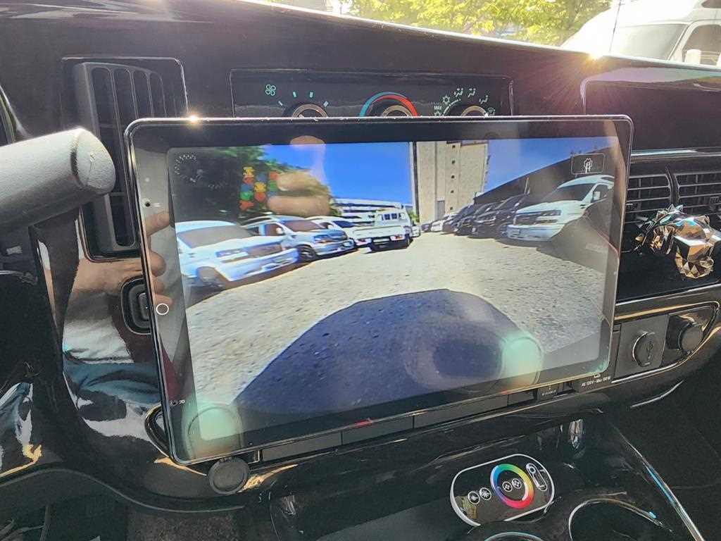 Chevrolet Express van 2018 Negro - Importación desde Corea - HF Imports Iquique - Foto 16