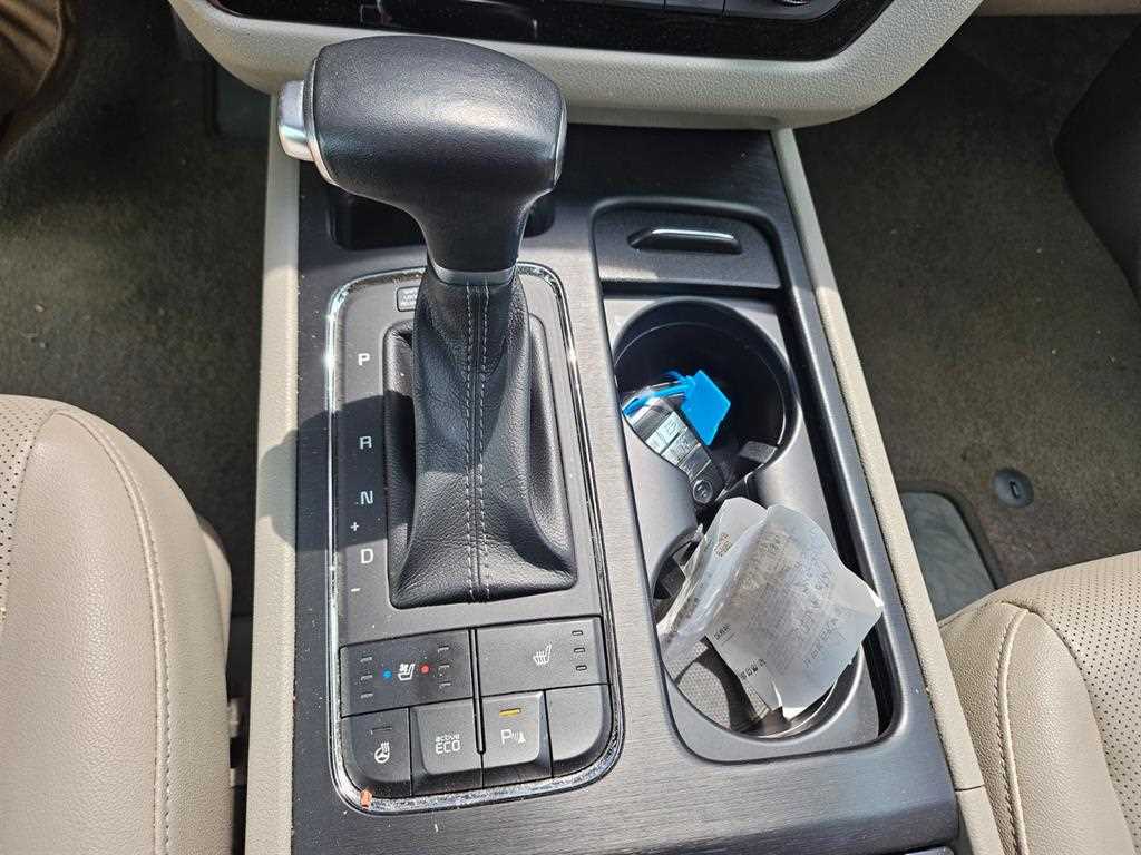 KIA Carnival 2018 Blanco - Importación desde Corea - HF Imports Iquique - Foto 14