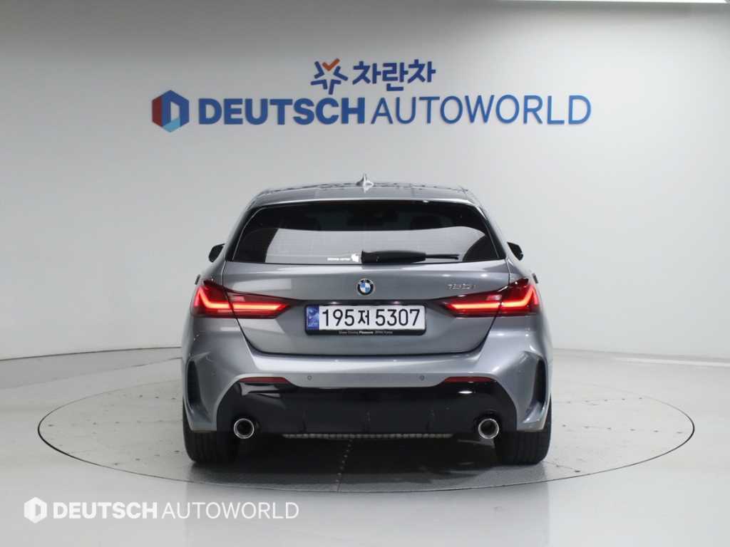 BMW 1 series - Vista 4