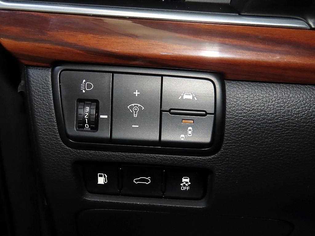 KIA K7 2016 Negro - Importación desde Corea - HF Imports Iquique - Foto 14