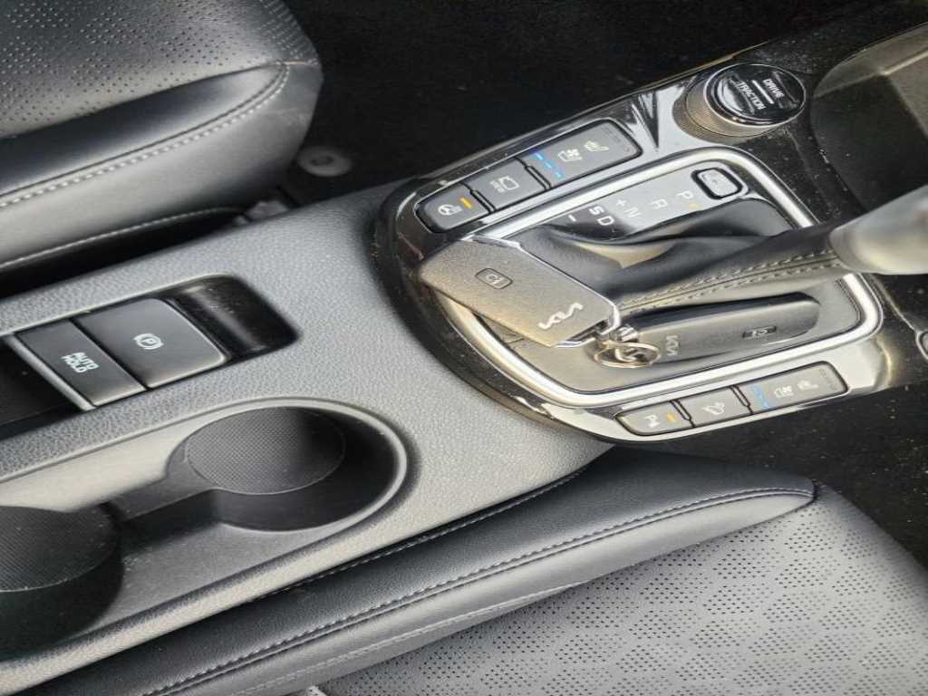 KIA Seltos 2023 Blanco - Importación desde Corea - HF Imports Iquique - Foto 17