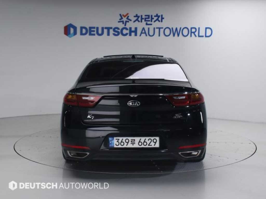 KIA K7 - Vista 4