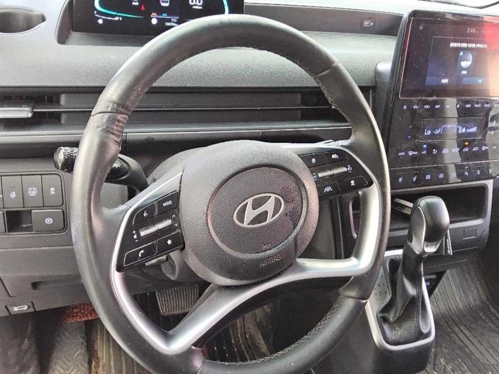 HYUNDAI Staria - Vista 6