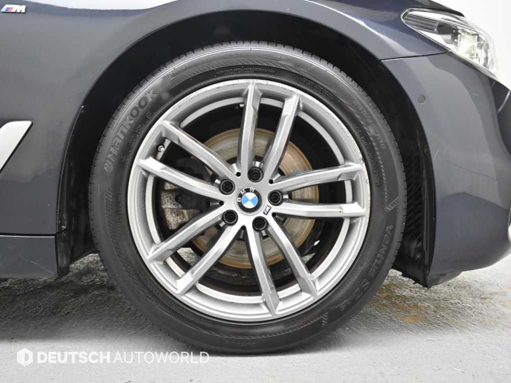 BMW 5 Series - Vista 5