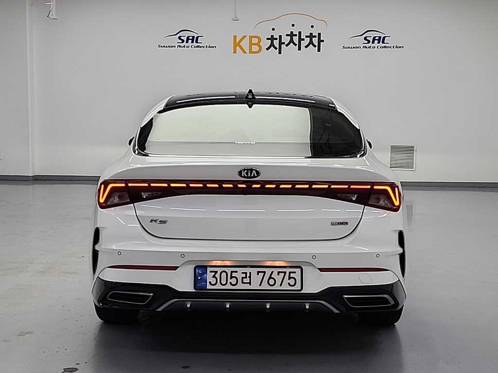 KIA K5 - Vista 3