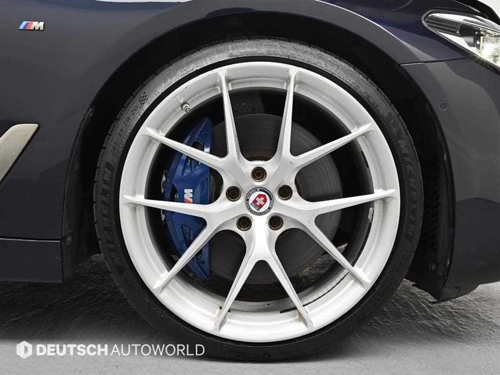 BMW 5 Series - Vista 5