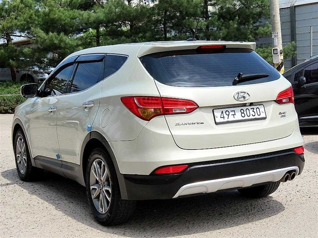 HYUNDAI Santa Fe - Vista 3