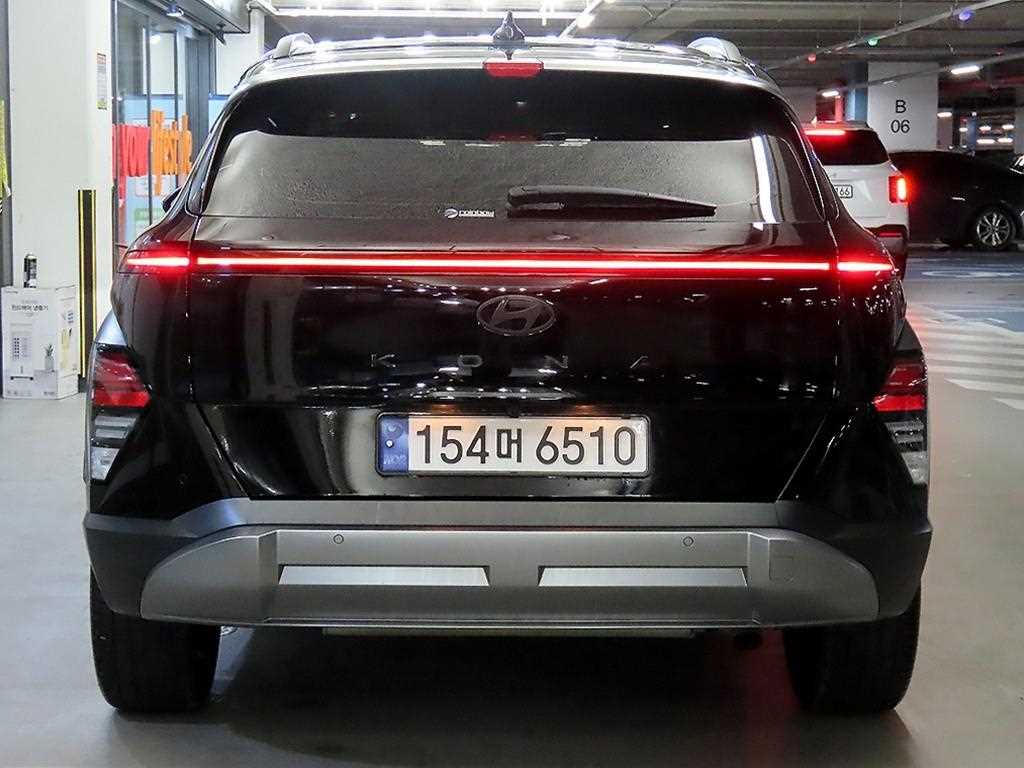 HYUNDAI Kona - Vista 5