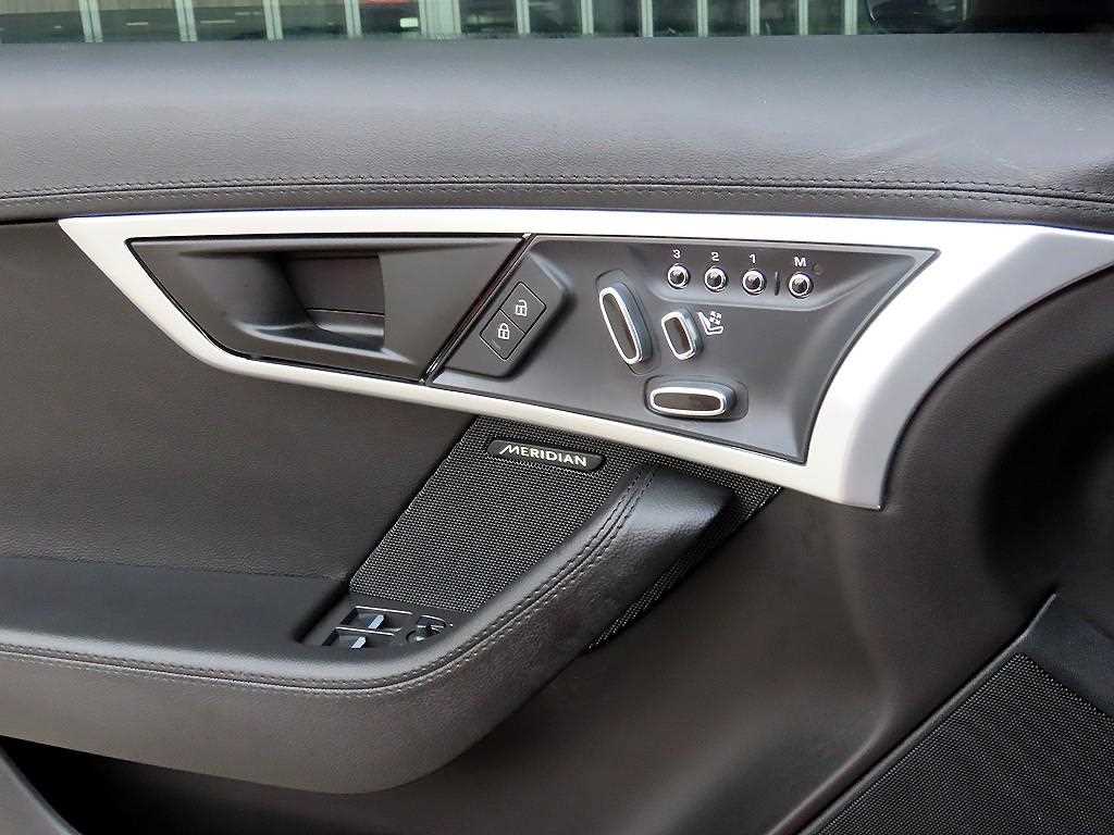 Jaguar F-TYPE - Vista 10