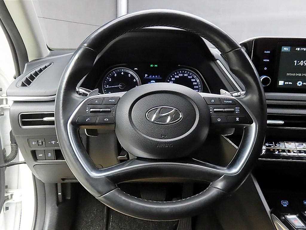 HYUNDAI Sonata - Vista 9