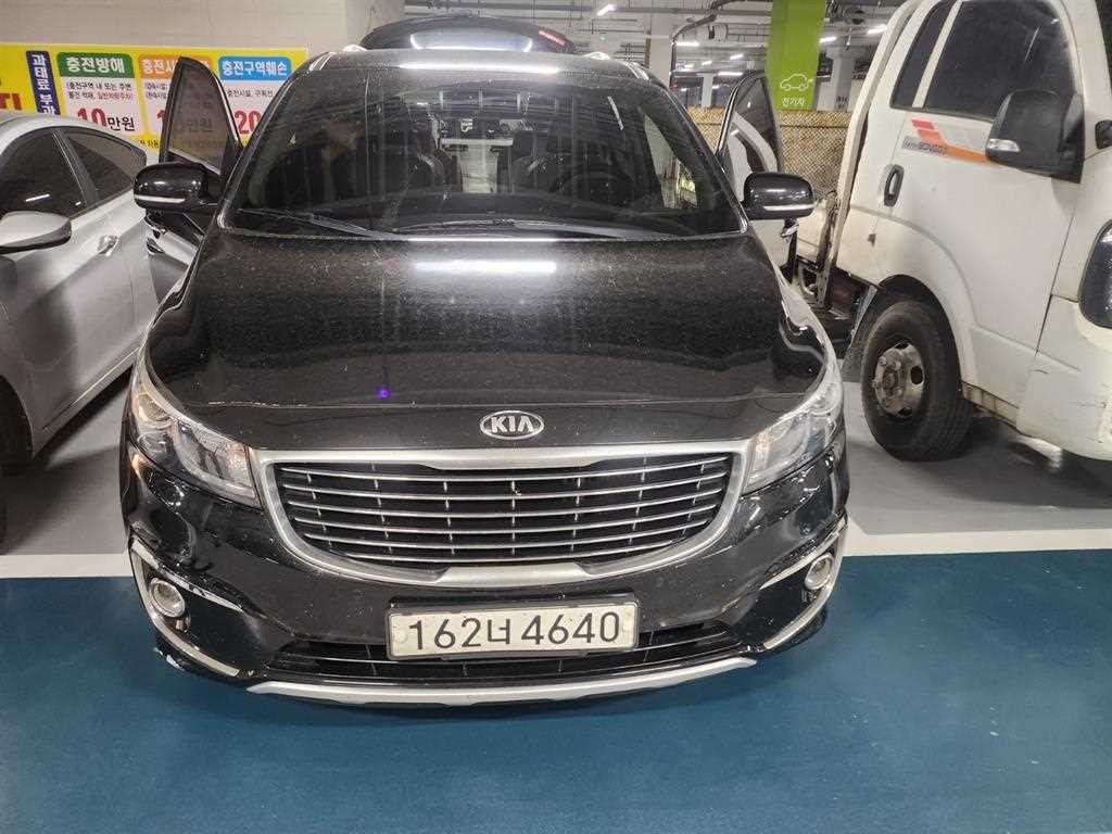 KIA Carnival 2018 Negro - Importación desde Corea - HF Imports Iquique - Foto 1