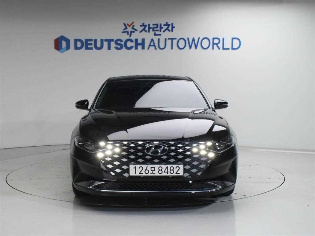 HYUNDAI Grandeur - Vista 3
