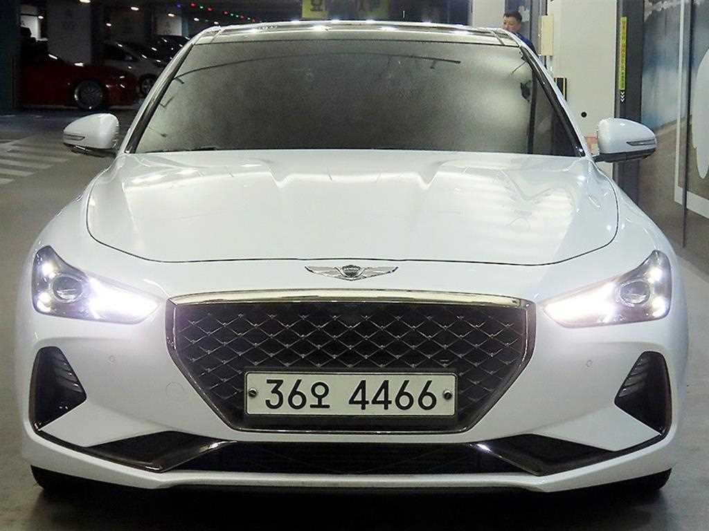 Genesis G70 - Vista 2