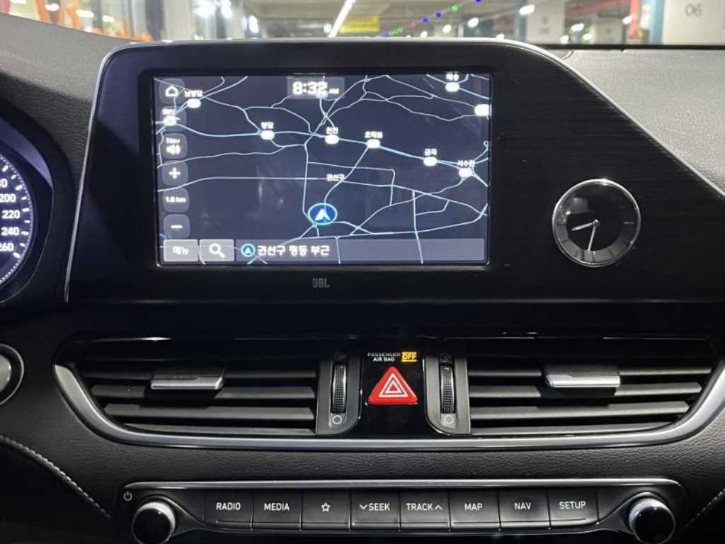 HYUNDAI Grandeur - Vista 10