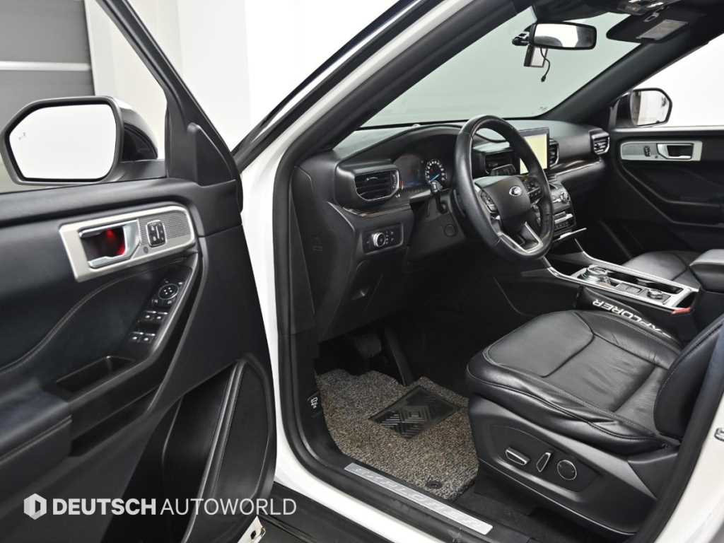 Ford Explorer - Vista 11