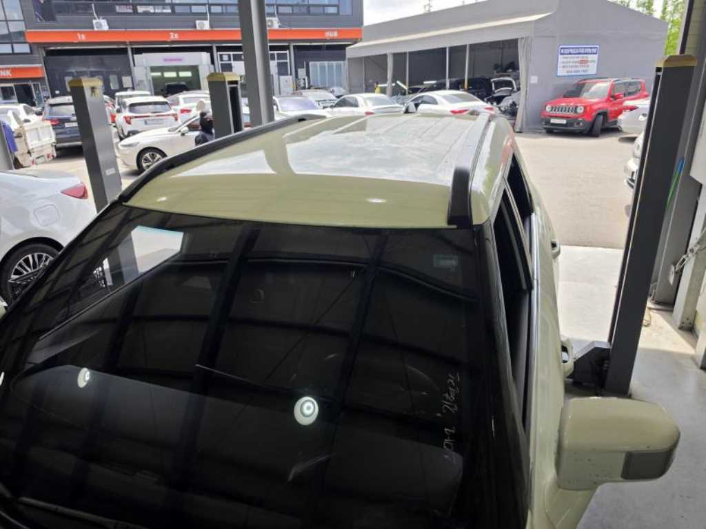 Ssangyong Torres - Vista 4